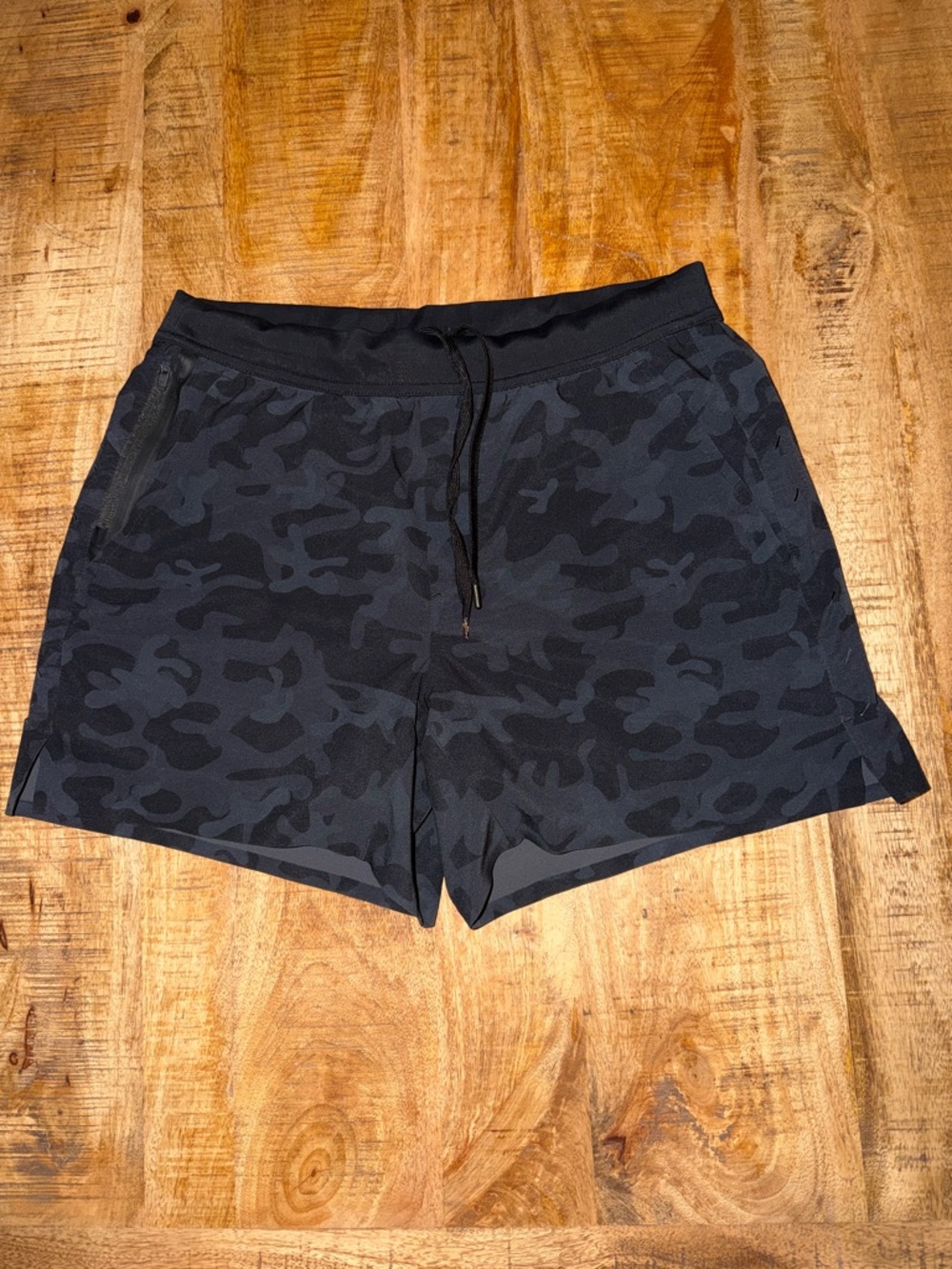Ten Thousand Men's Black 5 Camo Athletic Shorts